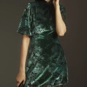By Anthropologie Short-Sleeve Mock-Neck Velvet Mini Dress SZ 6p